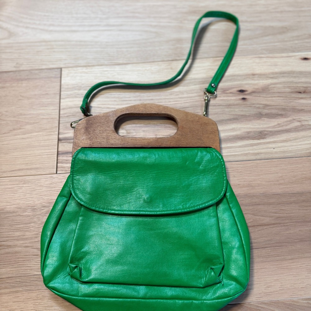 Cabrelli Leather Handbag Kelly Green Vintage Wood Handle Crossbody Canadian